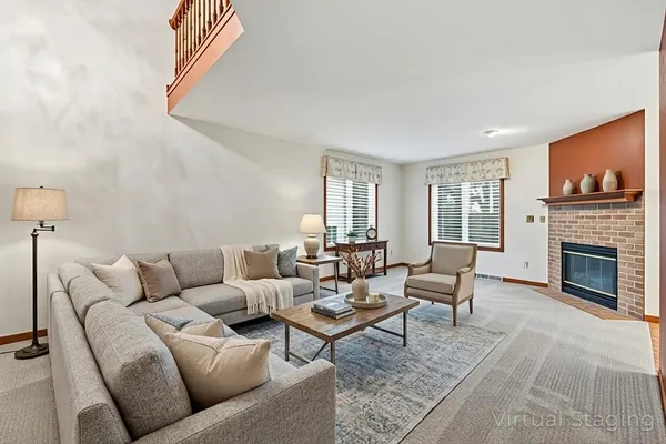 $399,900 | 512 Frederick Court, Oconomowoc, WI 53066