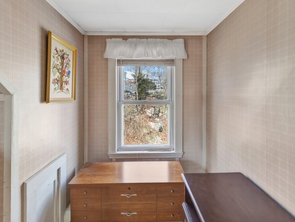 10 Allison Road Saugus, MA 01906 - Photo 20 of 42