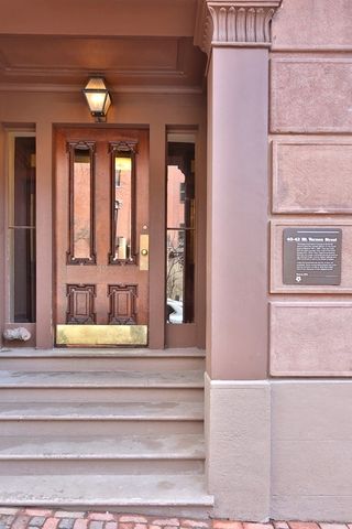 a view of a entryway of the house