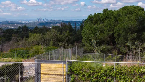 $800,000 | 1205 East Loma Alta Drive, Altadena, CA 91001