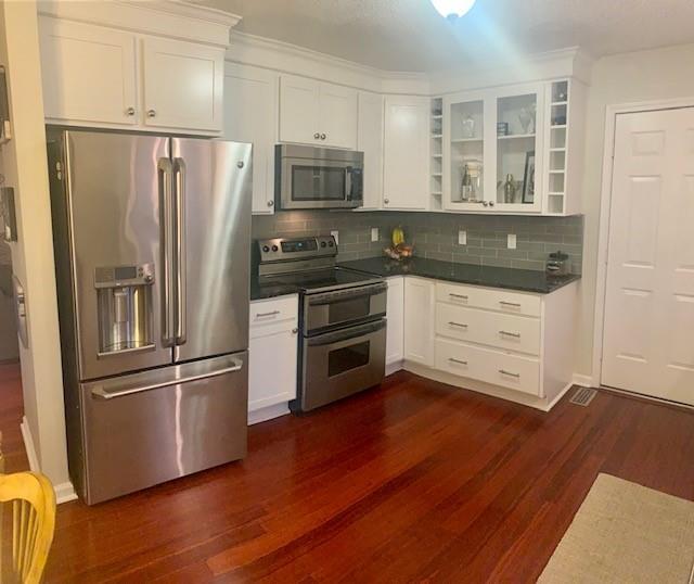 665 Heritage Farm Road Hickory, NC 28601 - Photo 12 of 16 Gallery Image 12