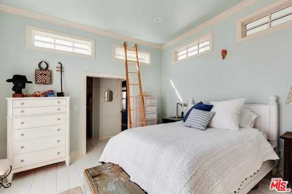 $11,000 | 3024 Angus Street, Los Angeles, CA 90039