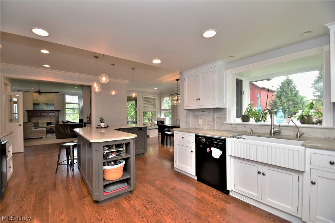 1317 Bell Road Chagrin Falls, OH 44022 - Photo 7 of 35 Gallery Image 7