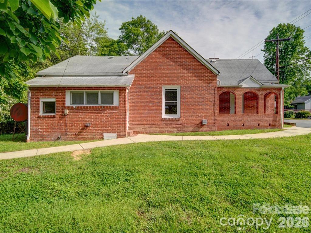 720 South Main Street Troy, NC 27371 - Photo 20 of 23