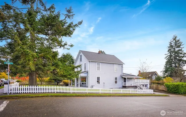 $649,950 | 1715 3rd Street, Snohomish, WA 98290