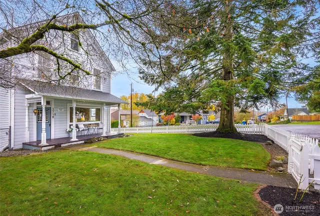 $649,950 | 1715 3rd Street, Snohomish, WA 98290