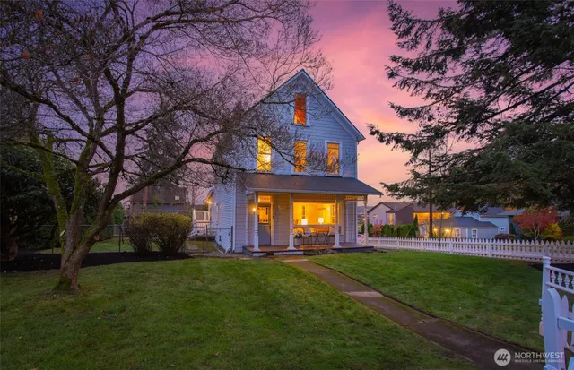 $649,950 | 1715 3rd Street, Snohomish, WA 98290