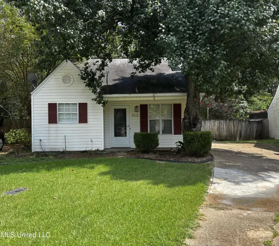 $1,525 | 312 North Grove Circle, Brandon, MS 39047