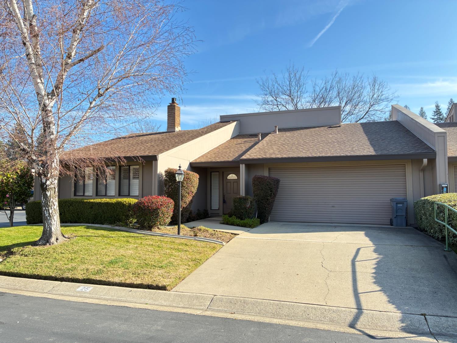 1529 Lincoln Road, Unit 25 Yuba City, CA 95993 - Photo 2 of 38