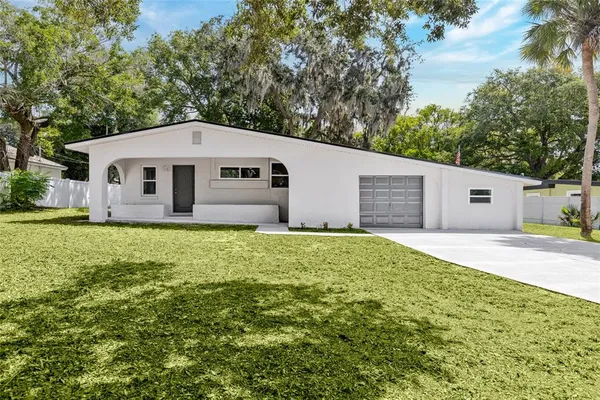 $379,000 | 1375 Lake Drive, Casselberry, FL 32707