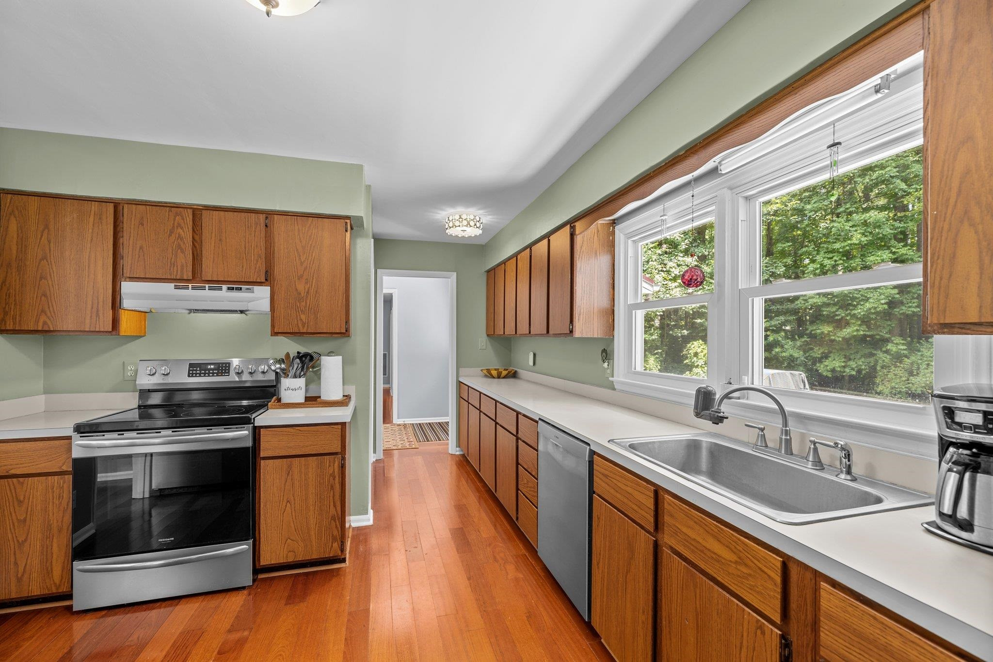 415 Robin Road Chapel Hill, NC 27516 - Photo 10 of 39 Photo 11