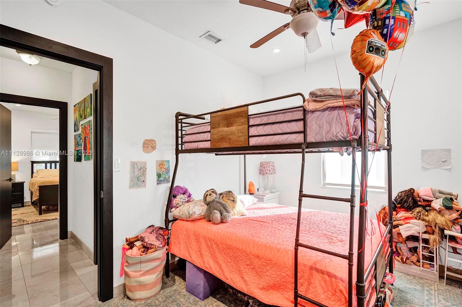 12620 Ixora Road North Miami, FL 33181 - Photo 17 of 27 Gallery Image 17