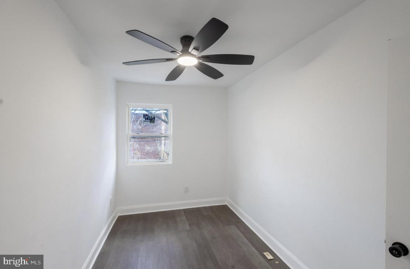 3905 8th Street Baltimore, MD 21225 - Photo 10 of 15