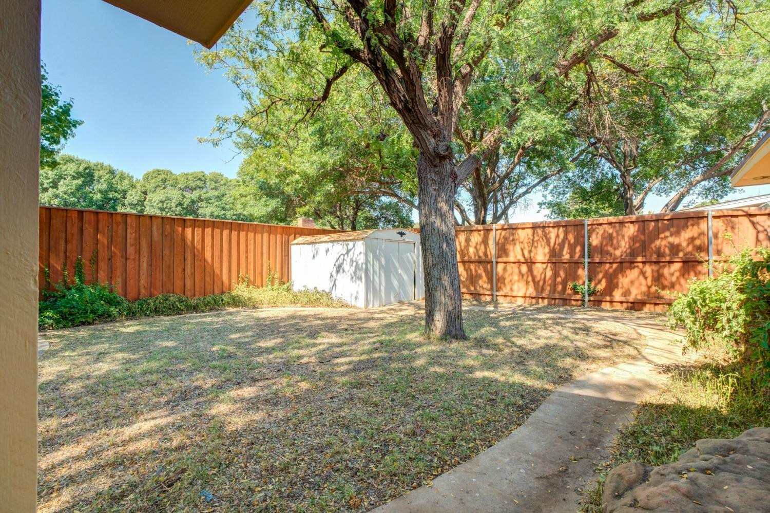 8010 Raleigh Avenue Lubbock, TX 79424 - Photo 35 of 38 Photo 35