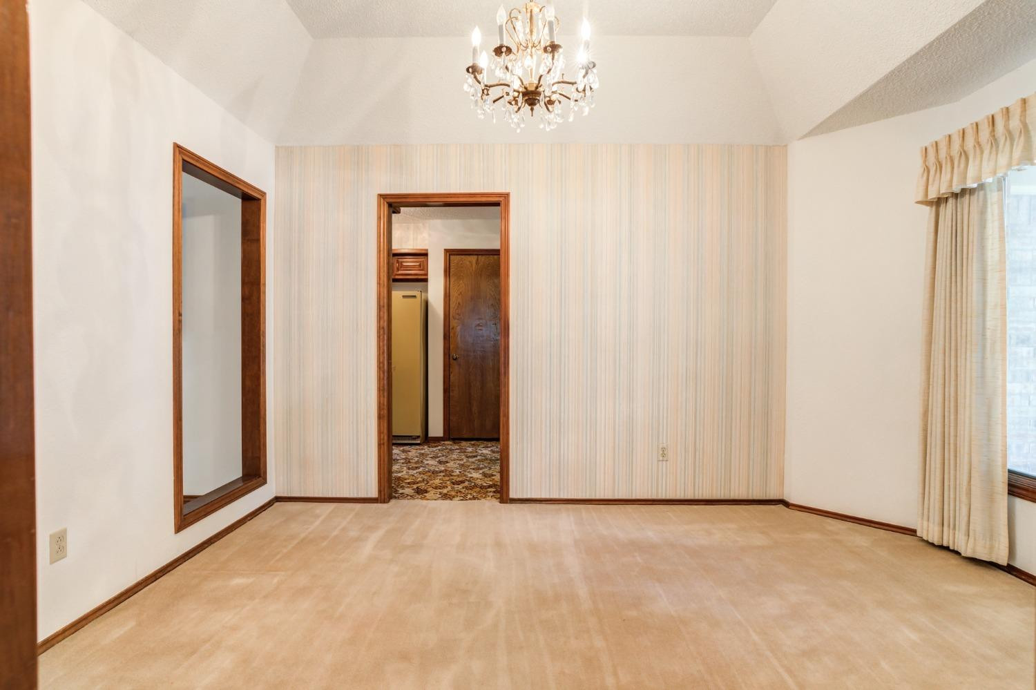 8010 Raleigh Avenue Lubbock, TX 79424 - Photo 6 of 38 Photo 6