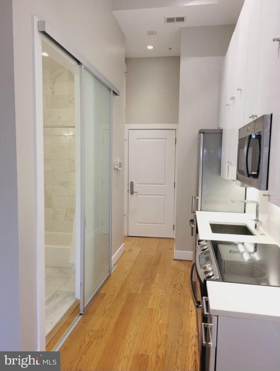 1211 G Street Southeast, Unit 6 Washington, DC 20003 - Photo 2 of 10