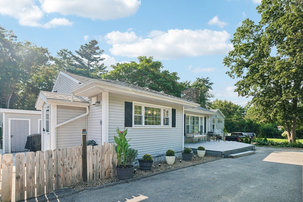 63 County Road East Freetown, MA 02717 - Photo 2 of 42 Gallery Image 2