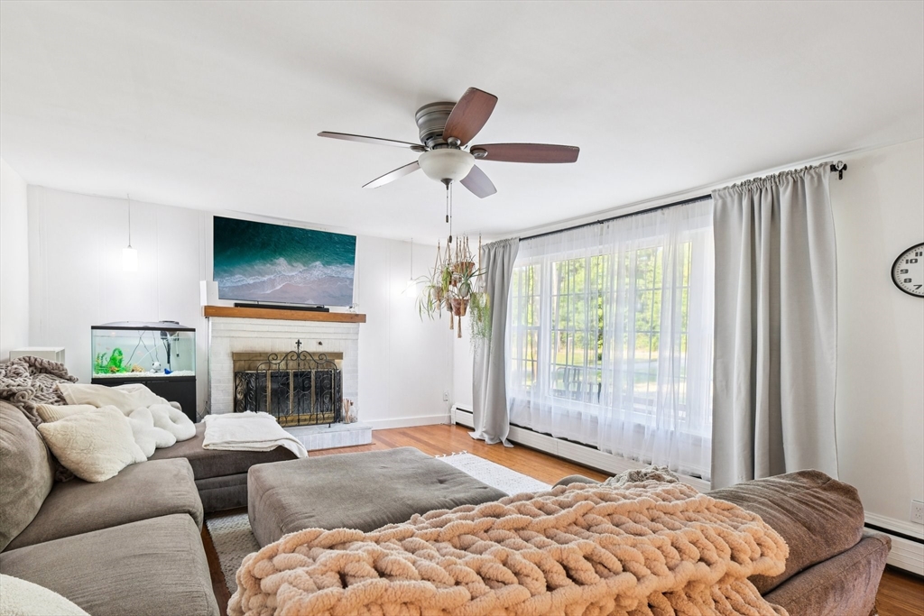 63 County Road East Freetown, MA 02717 - Photo 6 of 42 Gallery Image 6