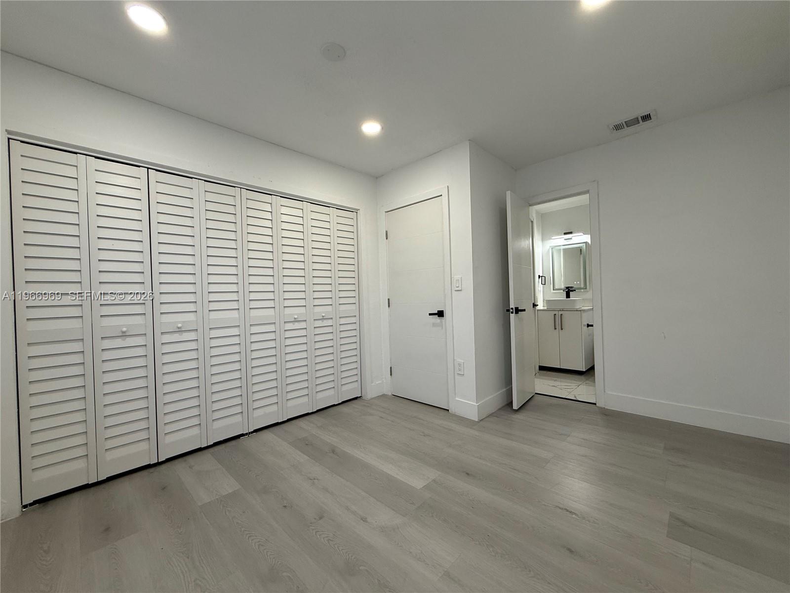 860 Southeast 9th Court Hialeah, FL 33010 - Photo 22 of 27