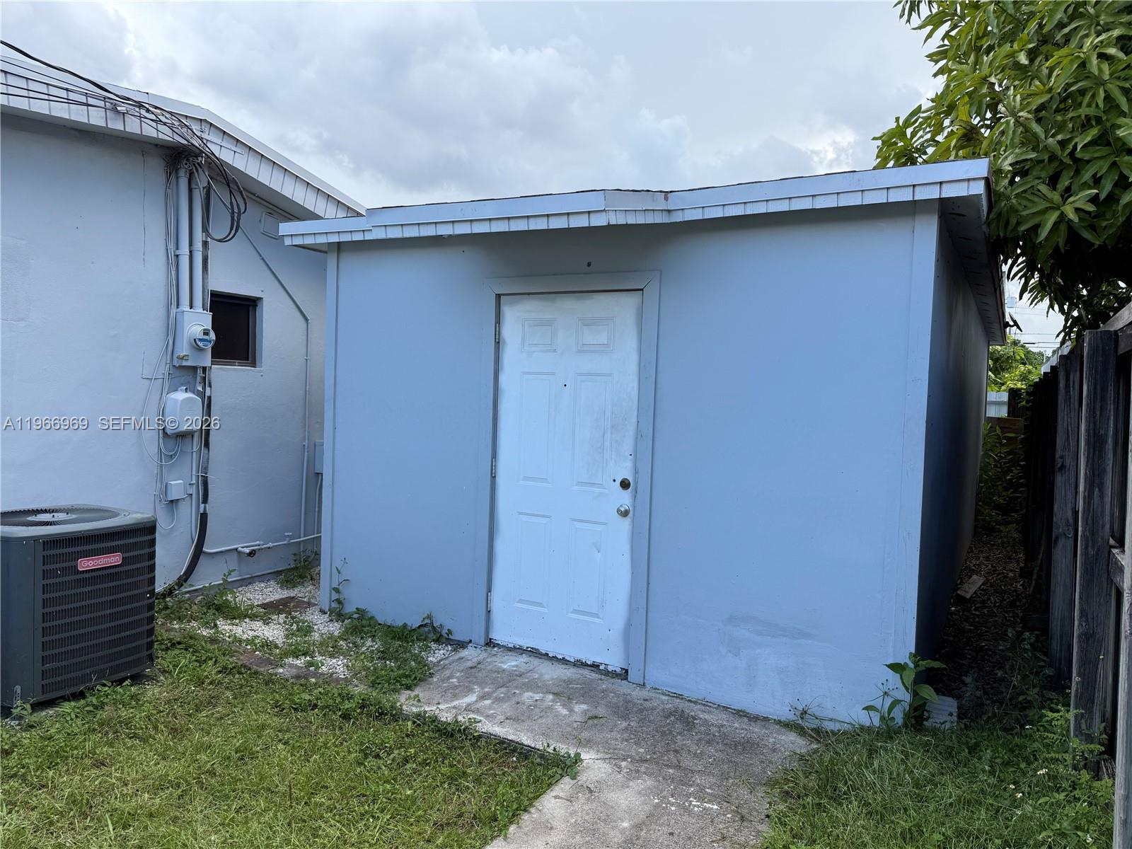 860 Southeast 9th Court Hialeah, FL 33010 - Photo 26 of 27