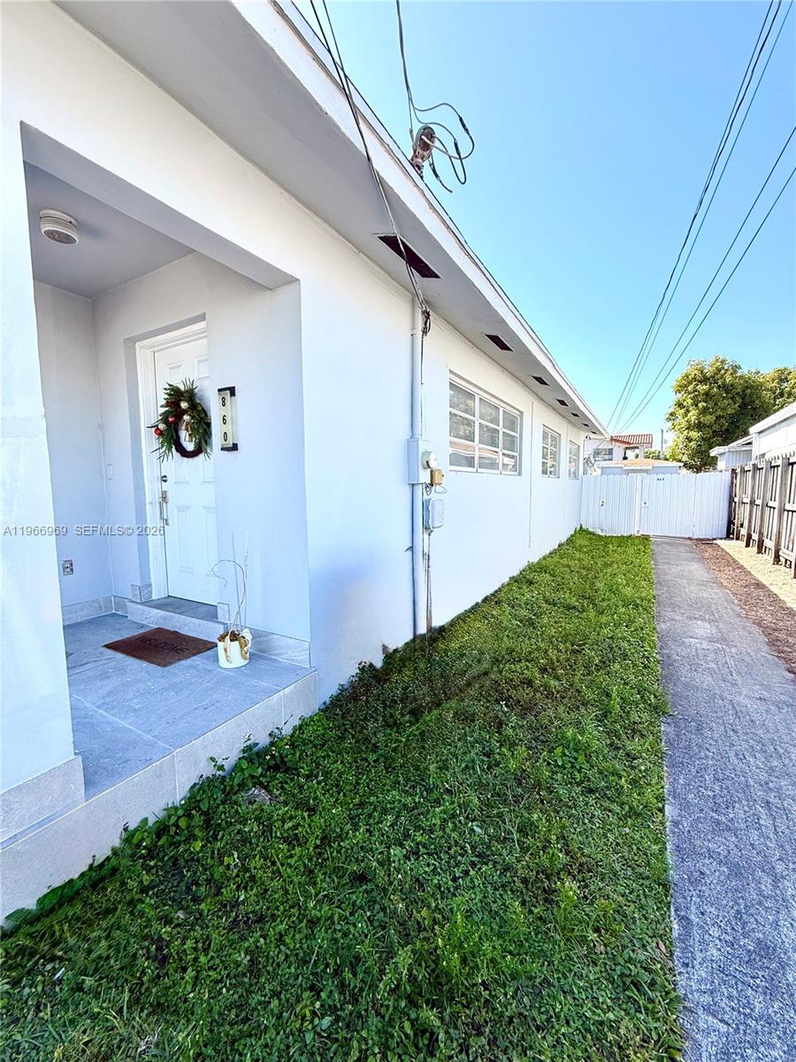 860 Southeast 9th Court Hialeah, FL 33010 - Photo 27 of 27