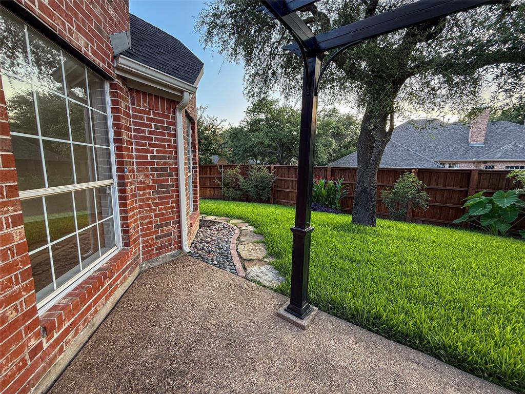 7201 Regency Court Plano, TX 75024 - Photo 32 of 37
