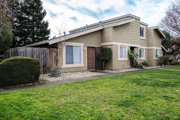 $1,100,000 | 1269-1281 Southwest Boulevard, Rohnert Park, CA 94928