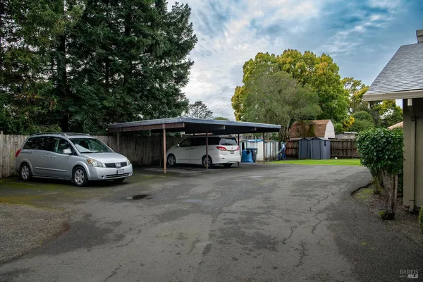 $1,100,000 | 1269-1281 Southwest Boulevard, Rohnert Park, CA 94928