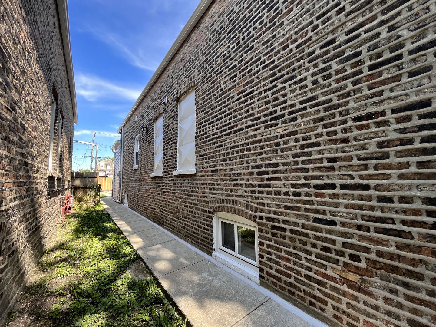1111 North Keystone Avenue Chicago, IL 60651 - Photo 26 of 34 a pathway of a house