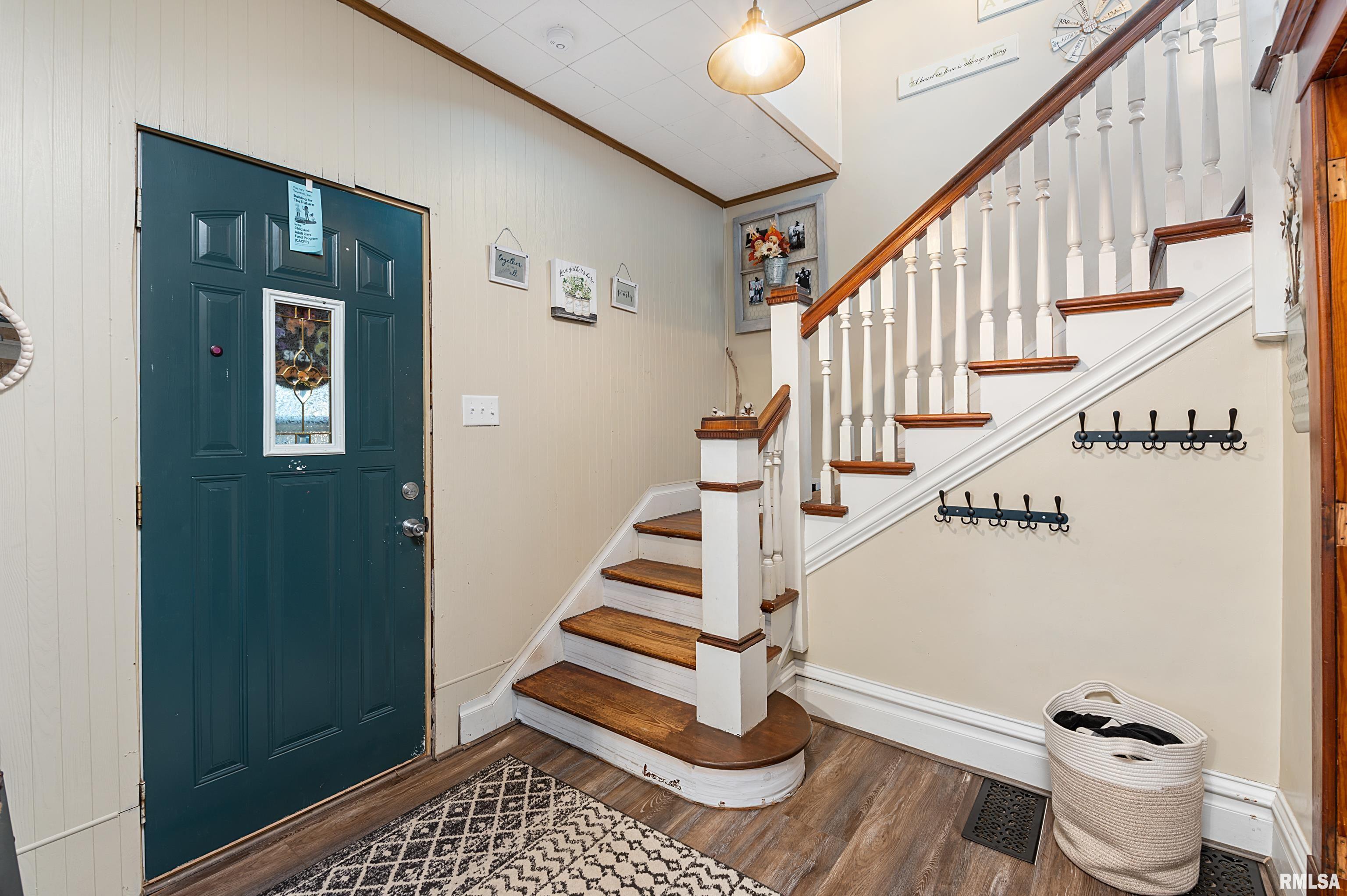 712 Edgington Street Reynolds, IL 61279 - Photo 23 of 24 Gallery Image 23