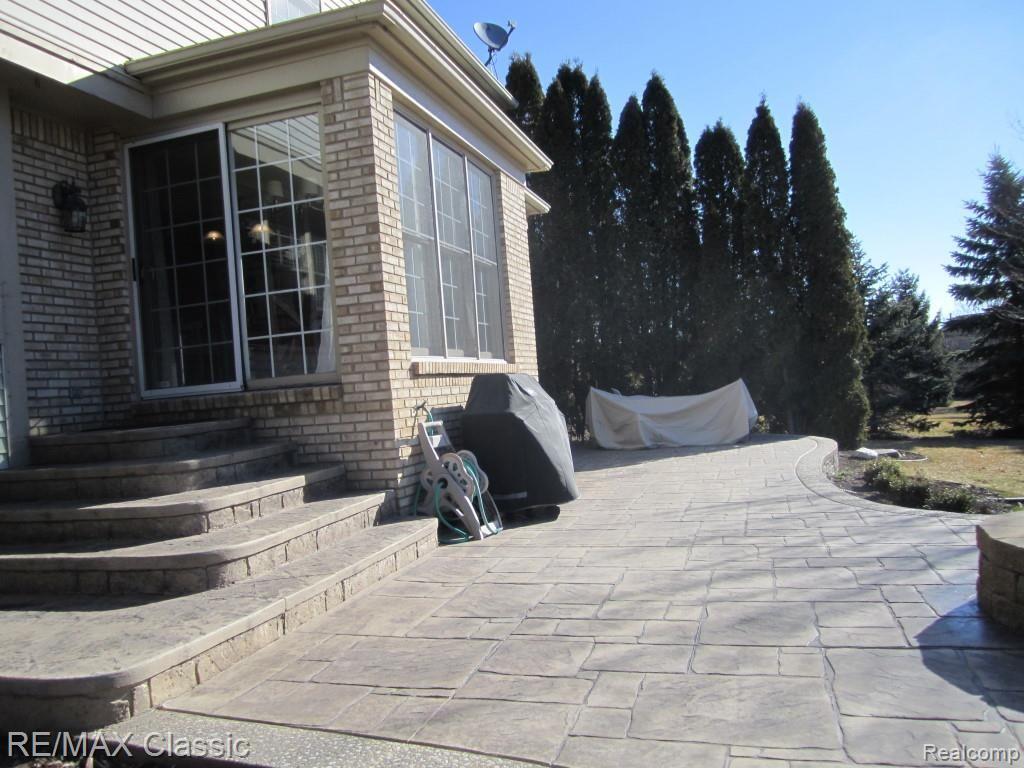 2393 Pleasant View Drive Rochester, MI 48306 - Photo 39 of 40 stamped concrete patio.jpg