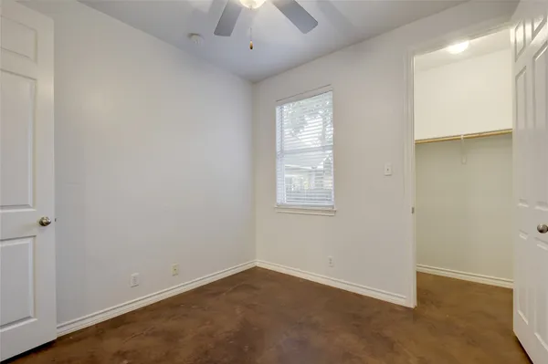 $2,695 | 2933 East Martin Luther King Jr Boulevard, Unit B, Austin, TX 78702