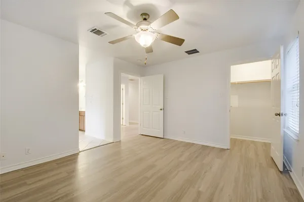 $2,695 | 2933 East Martin Luther King Jr Boulevard, Unit B, Austin, TX 78702