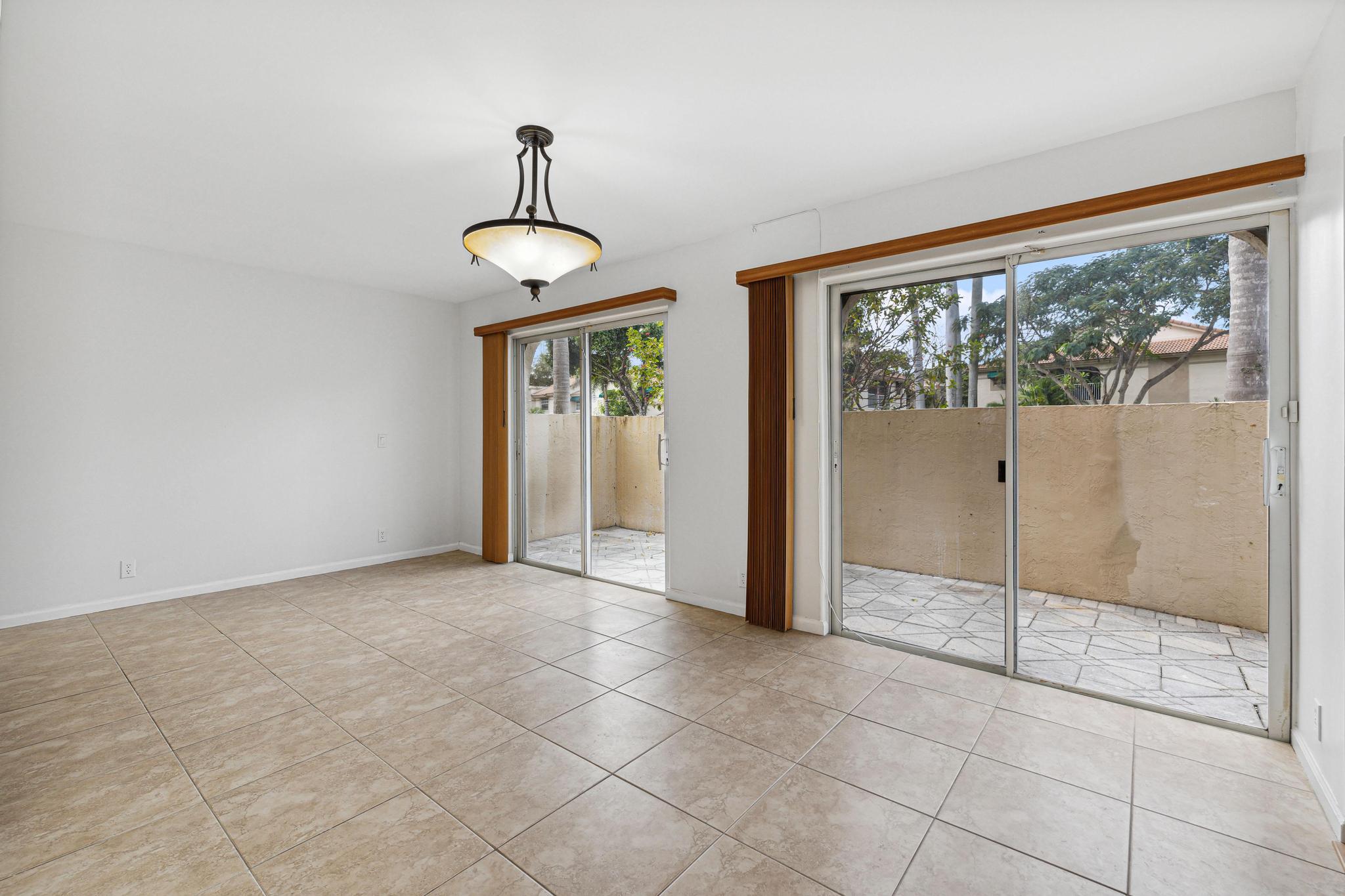 6503 Via Regina Boca Raton, FL 33433 - Photo 16 of 29 Dining Room