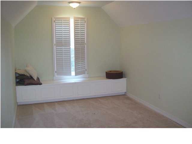 2572 Richardson Road Crestview, FL 32539 - Photo 18 of 24 a open hall with a window