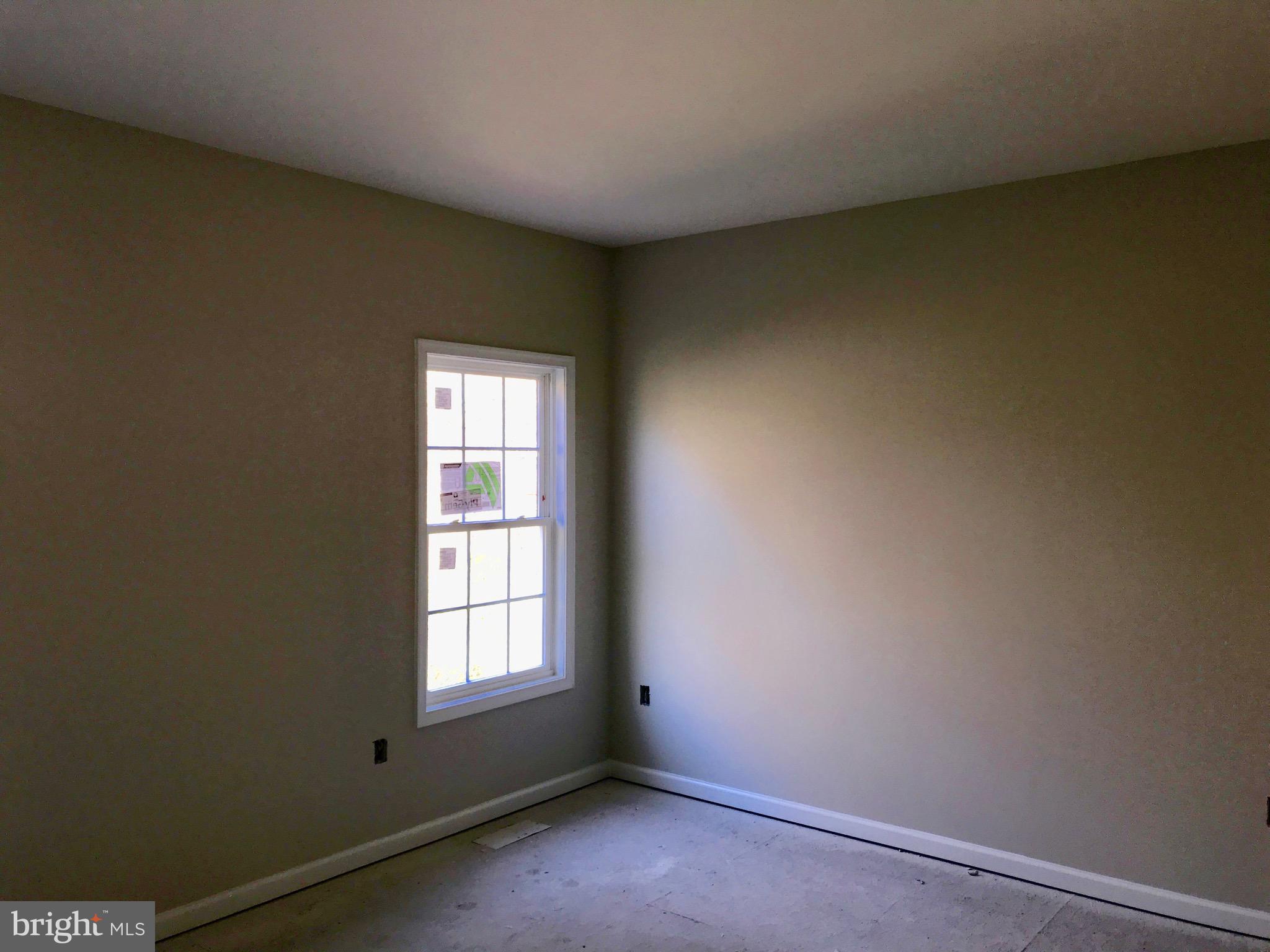 210 Dimension Road Inwood, WV 25428 - Photo 7 of 15