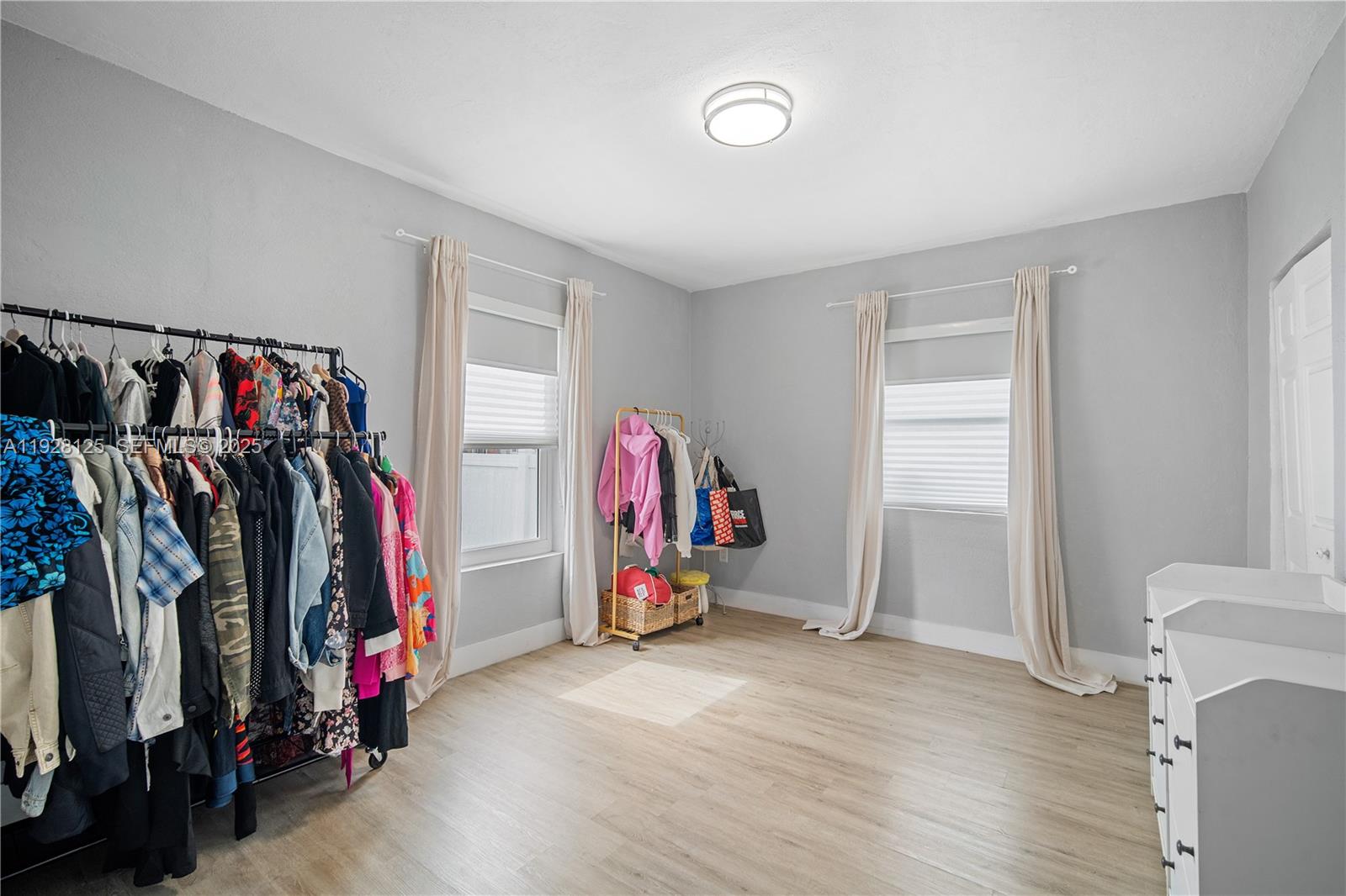 16101 Northeast 11th Avenue North Miami Beach, FL 33162 - Photo 18 of 39