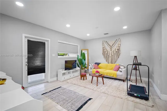 $3,550 | 16101 Northeast 11th Avenue, North Miami Beach, FL 33162