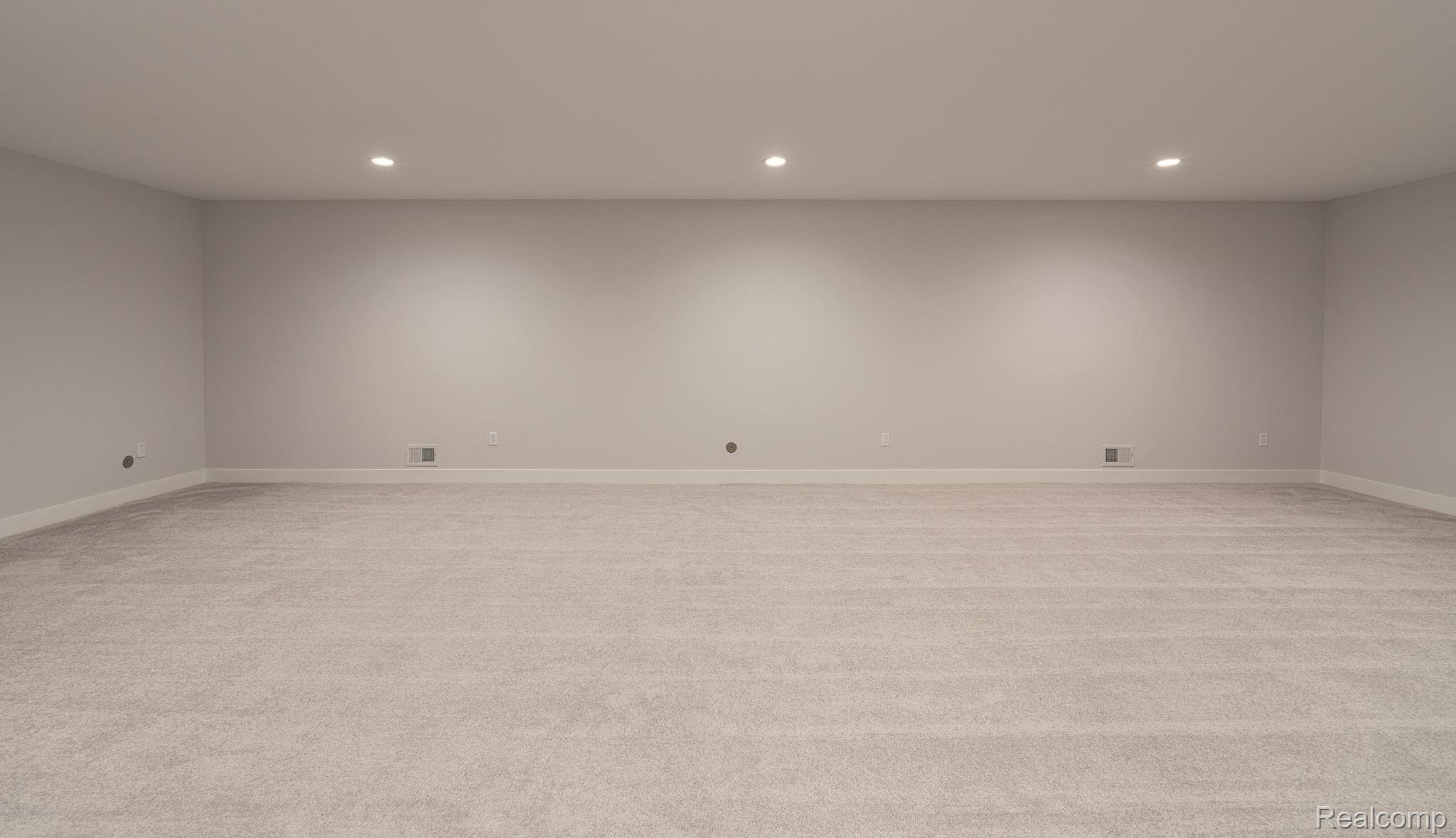 2736 Windemere Road Birmingham, MI 48009 - Photo 40 of 46 2736 Windemere Birmingham-45.jpg