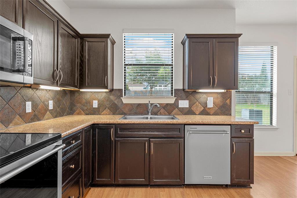 10237 Condor Loop Waco, TX 76708 - Photo 9 of 25