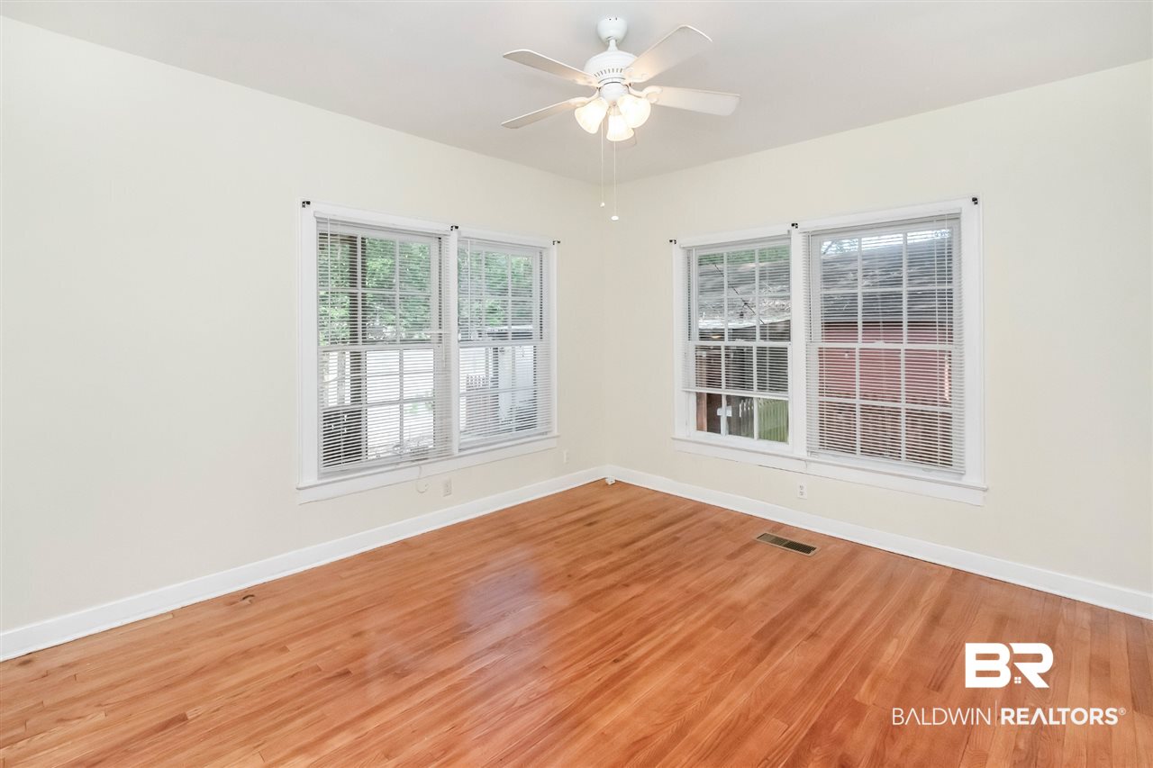 120 Margaret Street Mobile, AL 36607 - Photo 21 of 38