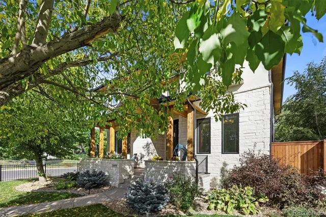 $2,000,000 | 2600 South Adams Street, Denver, CO 80210