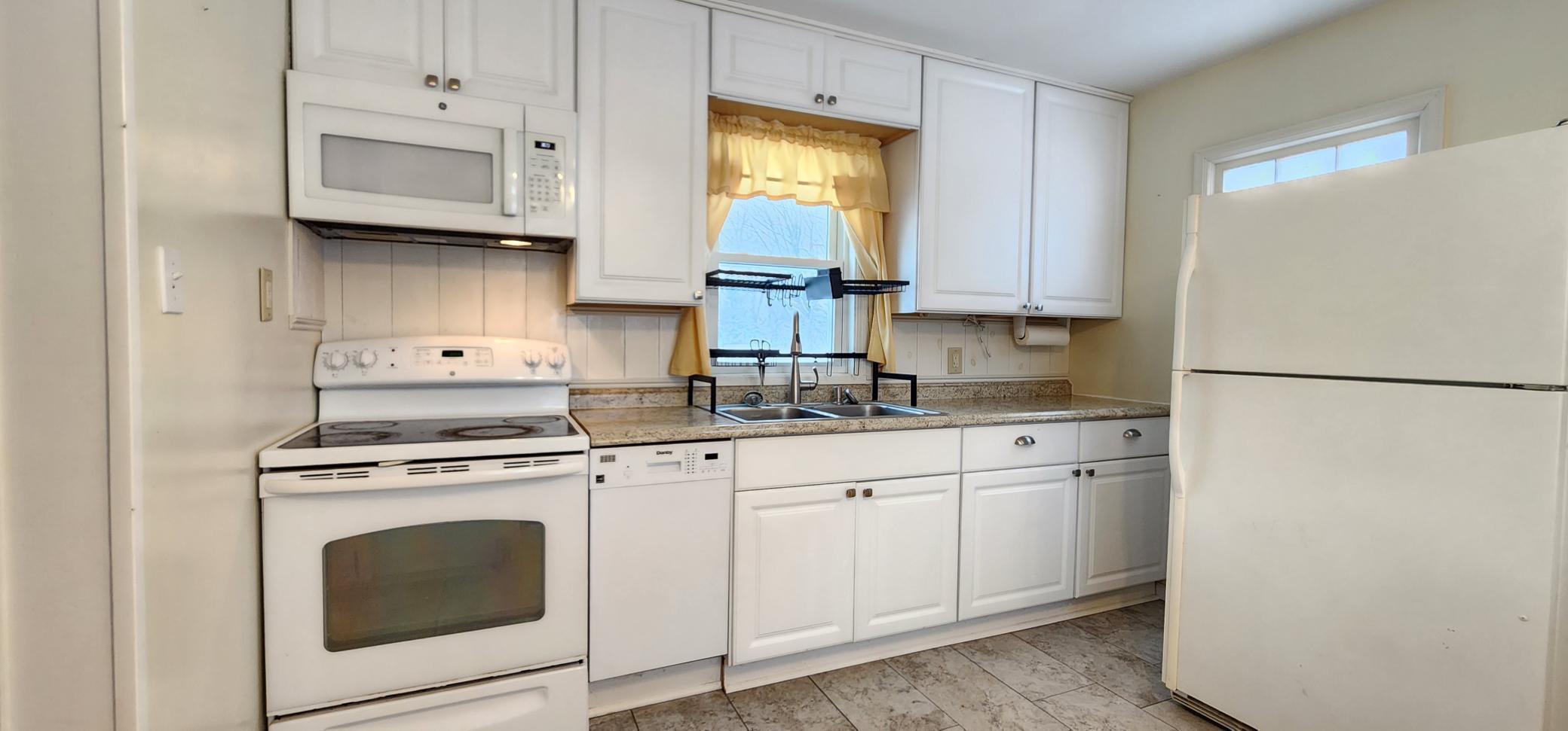 710 Johnson Street Henning, MN 56551 - Photo 6 of 26