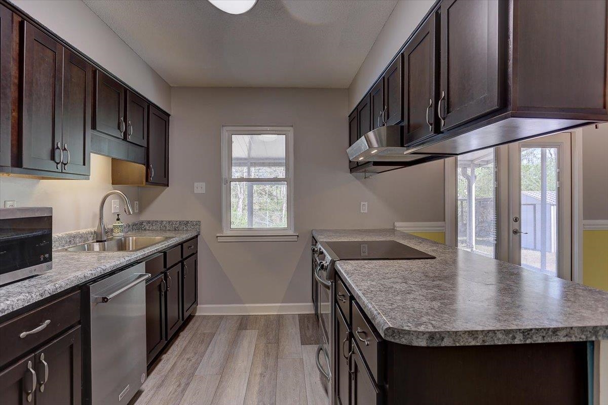 7304 Country Side Road Memphis, TN 38133 - Photo 8 of 18 Gallery Image 8