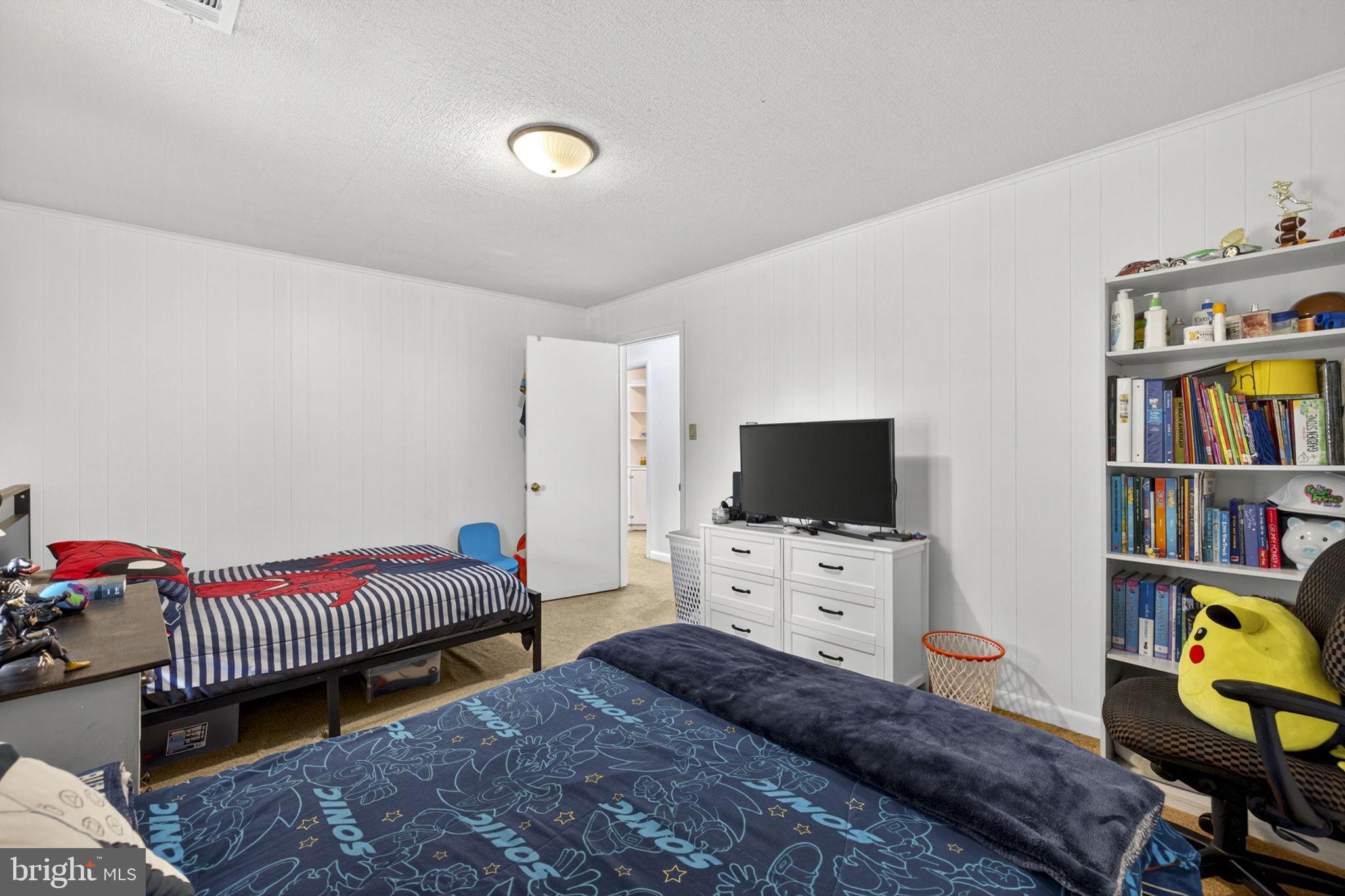 41726 Stumptown Road Leesburg, VA 20176 - Photo 28 of 91 Bedroom #2 - Main Level