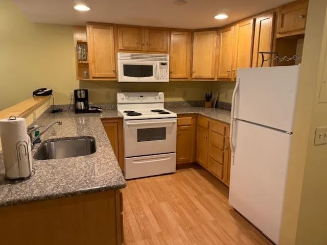 $210,000 | 2940 Highway 103, Unit 158, Cavendish, VT 05153