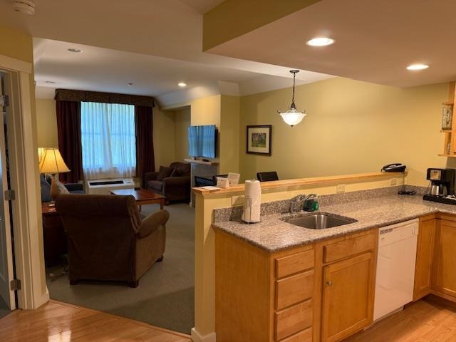 2940 Highway 103, Unit 158 Cavendish, VT 05153 - Photo 4 of 27