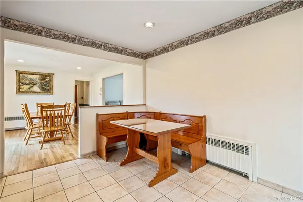 $599,999 | 307 6th Avenue, St. James, NY 11780