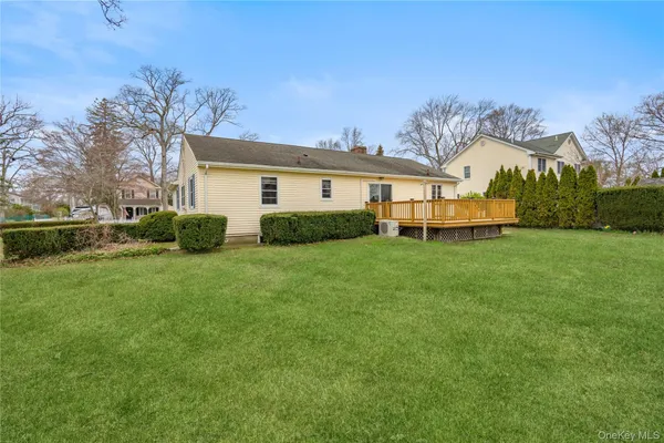 $599,999 | 307 6th Avenue, St. James, NY 11780