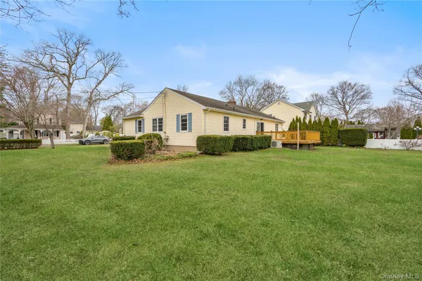 $599,999 | 307 6th Avenue, St. James, NY 11780